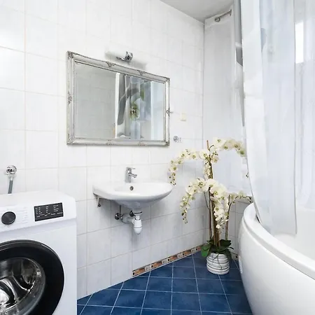 Apartament Heart's Haven A Experience Tallin